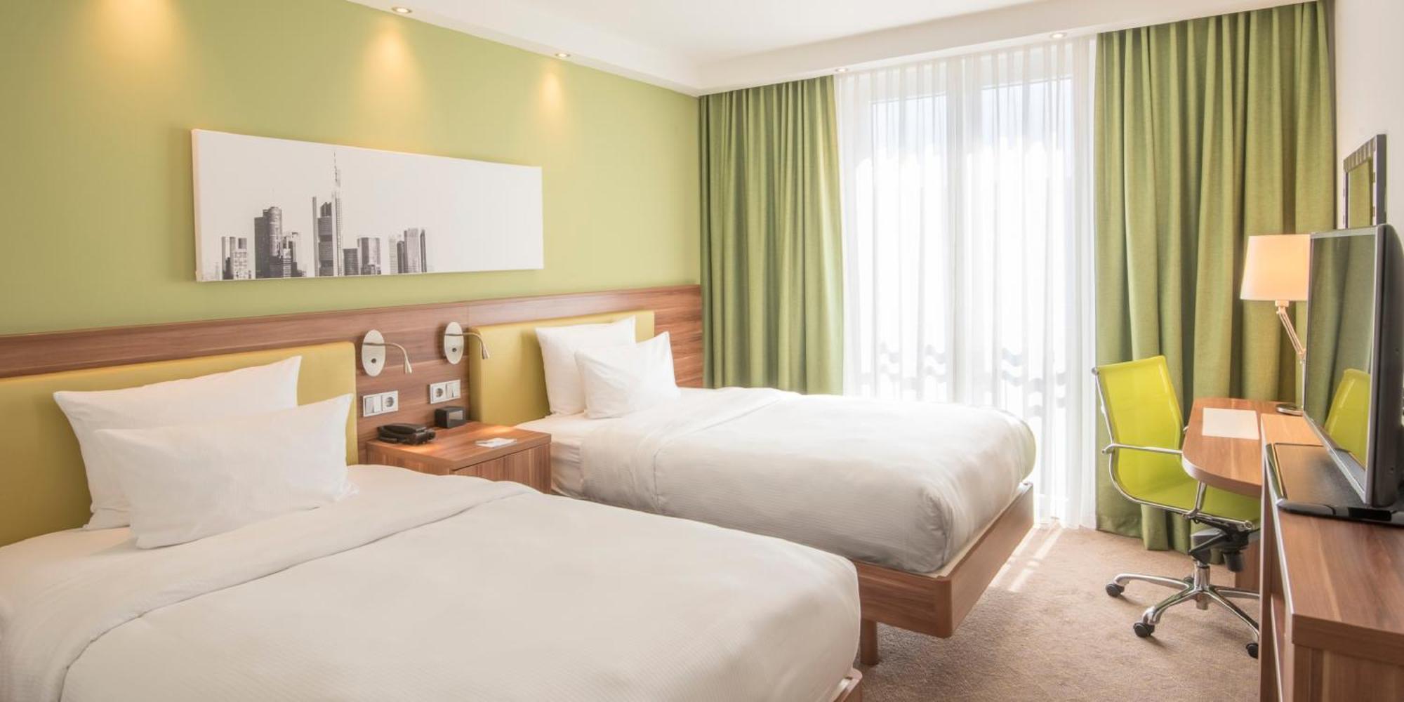 Hampton By Hilton Munich City West Exterior photo